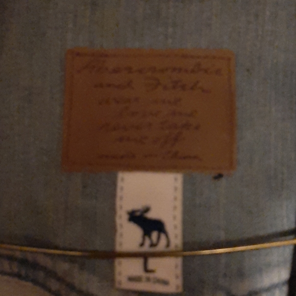 Abercrombie and Fitch jean jacket - Picture 2 of 3